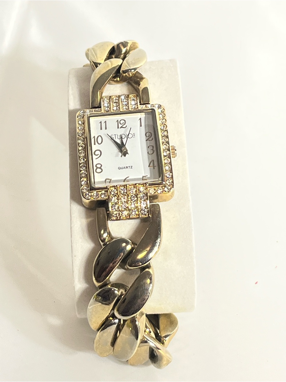 Studio Gold-Tone Crystal Accent Chain-Link Women's Watch  NWOT /O6